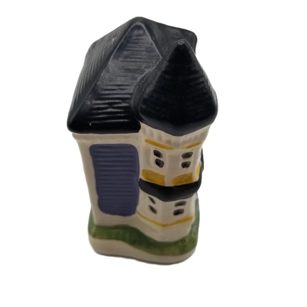 Ceramic Cottage House Salt Pepper Shakers Set Hand Painted Farmhouse Vintage